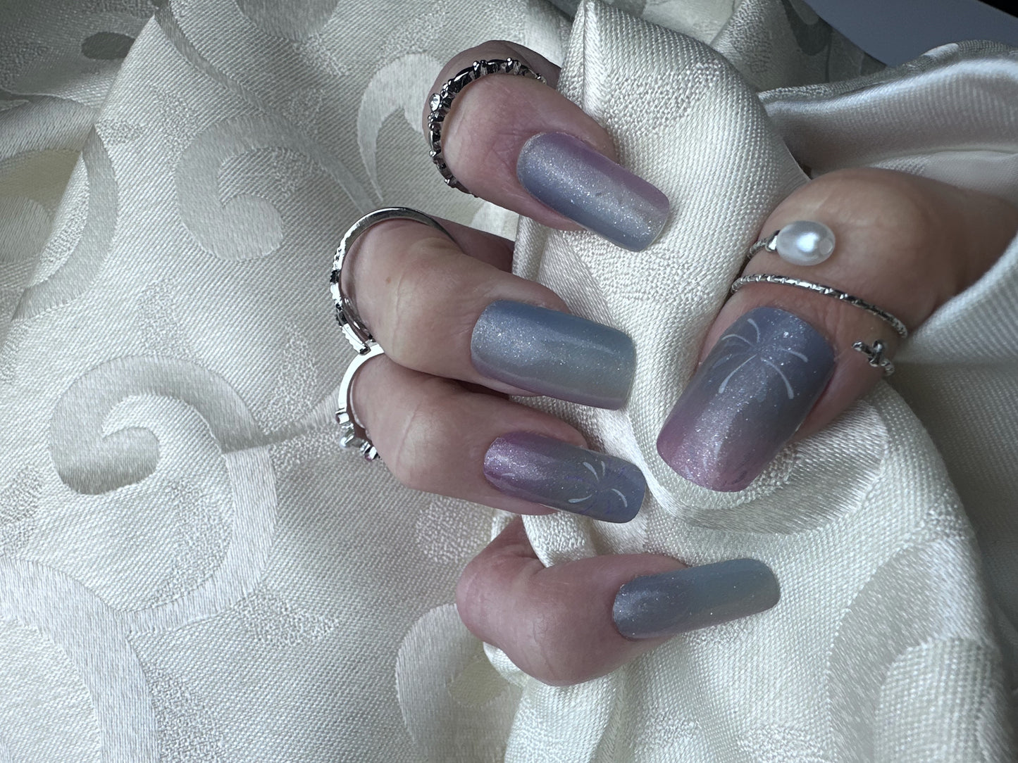 Radiant Burst - Lavender Glow UV