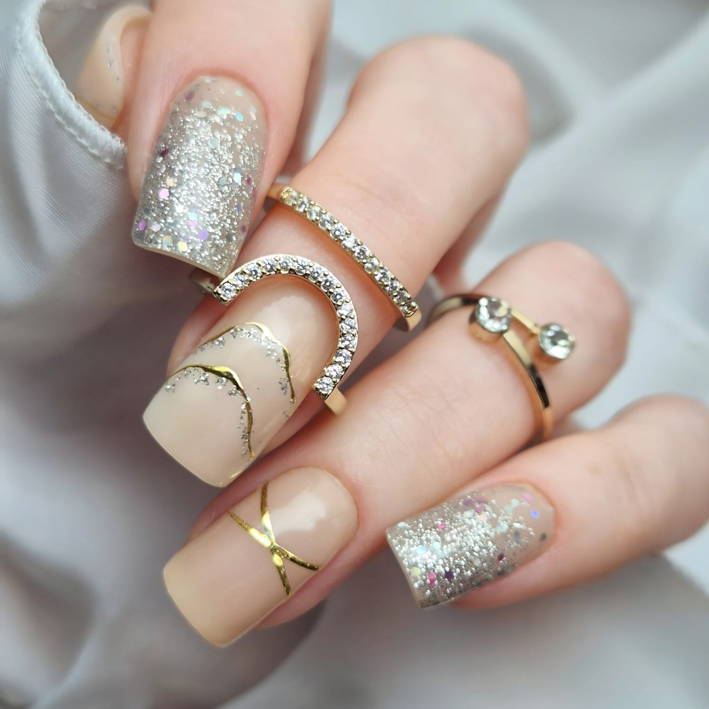 Golden Glitter Elegance (Non-UV Gel)